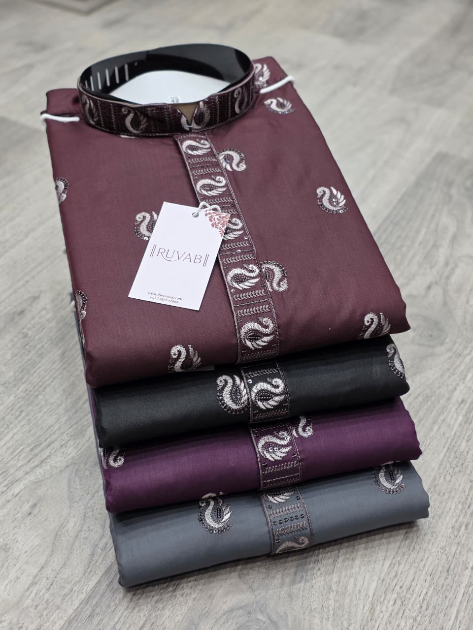 Swan Embroidered Kurta