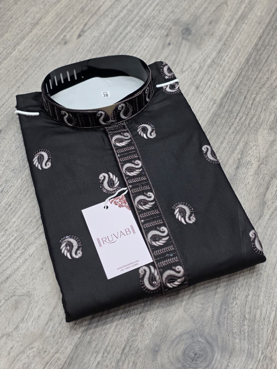 Swan Embroidered Kurta